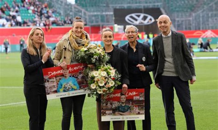 Almuth Schult Poster G2305743 - CelebPoster.com