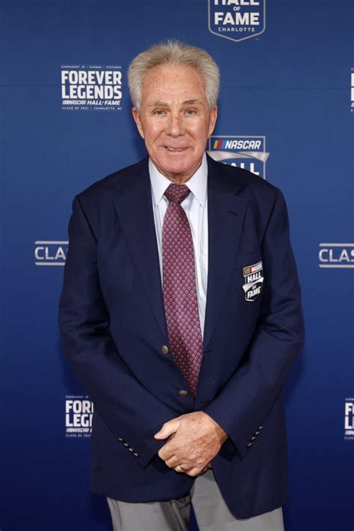 Darrell Waltrip Net Worth - Wiki, Age, Weight and Height, Relationships, Family, and More