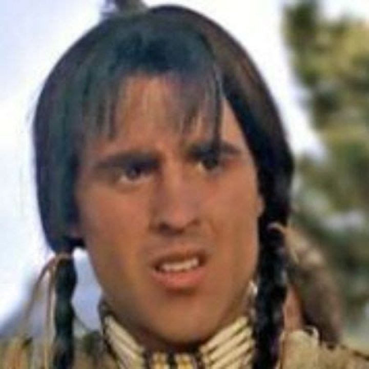 Is Actor Karoo Salem Married? Who Is His Wife?