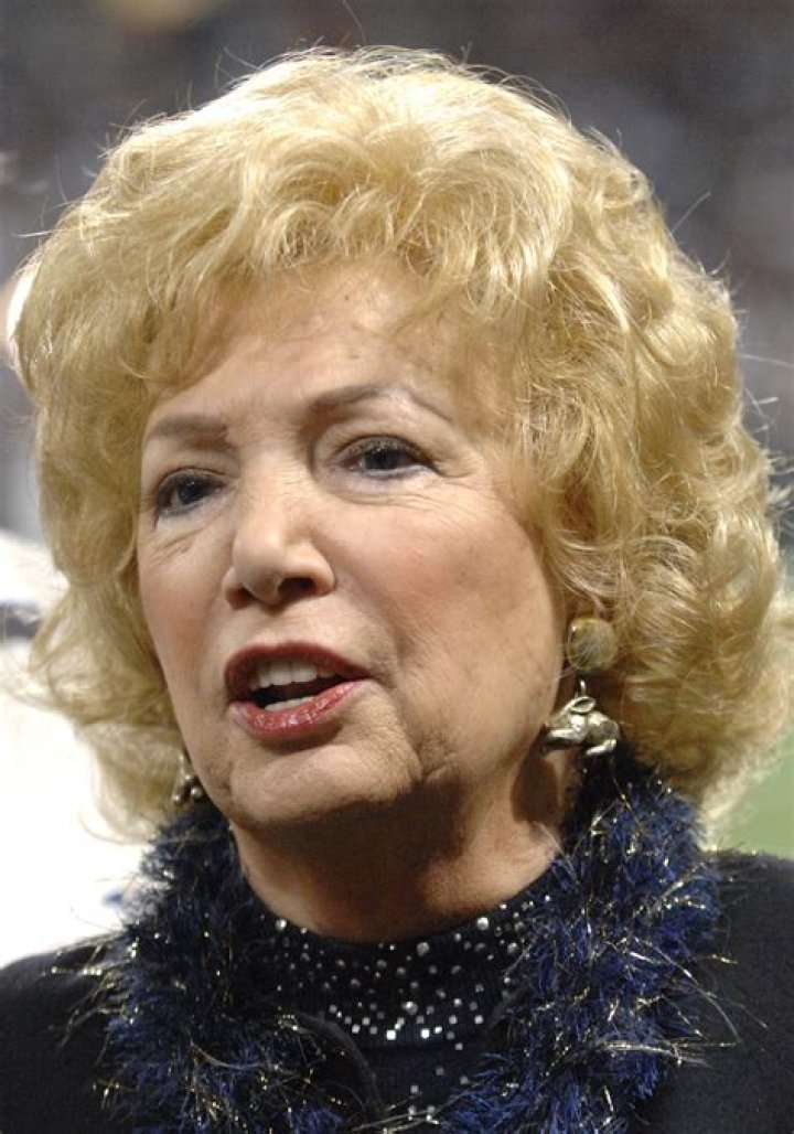 Karen O Net Worth - Wiki, Age, Weight and Height, Relationships, Family, and More