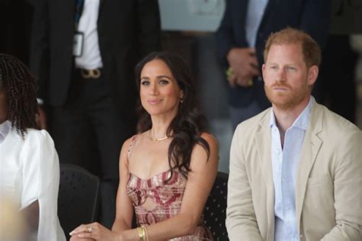 Meghan Markle left the first date with Harry quickly 'just like Cinderella'